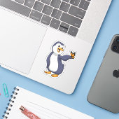 Pinguin mit Schmetterling Aufkleber (Laptop mit iPhone)