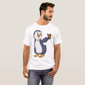 Pinguin mit Schmetterling T-Shirt (Vorne ganz)