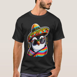 Pinguin mit Sombrero mexikanischer Mariachi Cinco  T-Shirt