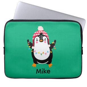 Pinguin mit Weihnachtsbeleuchtung Laptopschutzhülle