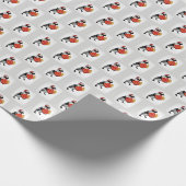 Pinguin mit Weihnachtsmannmütze und Geschenk Geschenkpapier (Ecke)