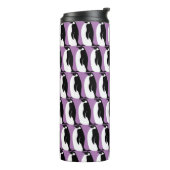 Pinguin Muster Lila Schwarz-weiß Thermosbecher (Nach links gedreht)