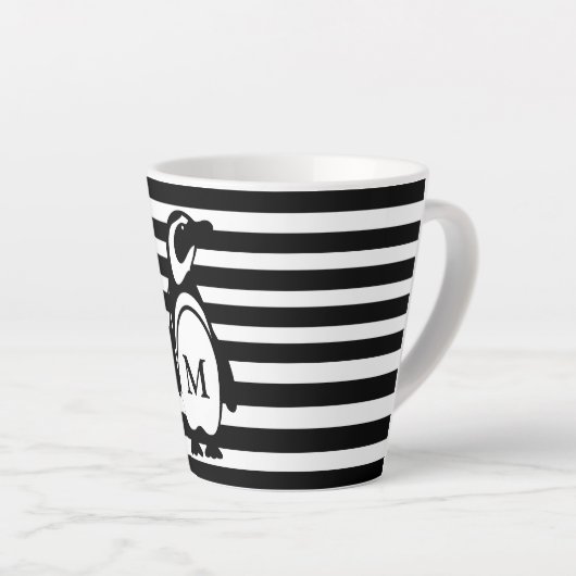 Pinguin Schwarz-Weiß-Streifen-Monogramm Milchtasse (Rechte Ecke)
