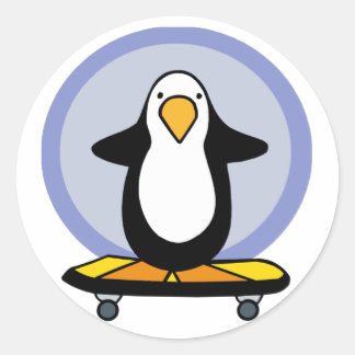 Pinguin Skateboarding-Aufkleber Runder Aufkleber