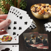 Pinguin spielt Poker und spielt Karten Spielkarten (In Situ)