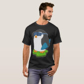 Pinguin Surfboard T-Shirt (Vorne ganz)