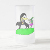 Pinguin und Leprechaun Mattglas Bierglas (Mittel)