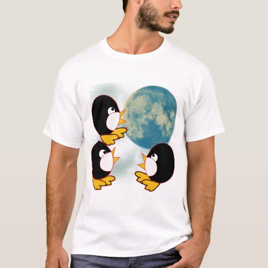 Pinguine, die am Mond heulen T-Shirt (Vorderseite)