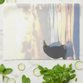 Pinguine, die auf einer Eisscholle abkühlen Geschirrtuch (Gefaltet)