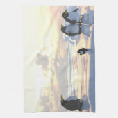 Pinguine, die auf einer Eisscholle abkühlen Geschirrtuch (Vertikal)