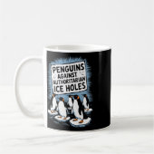 Pinguine gegen autoritäre Eishöhlen widerstehen ei Kaffeetasse (Links)