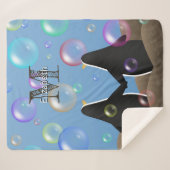 Pinguine halten Flossen und beobachten Blasen Sherpadecke (Vorderseite (Horizontal))