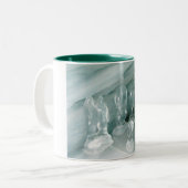 Pinguine im Eis Zweifarbige Tasse (Vorderseite Links)