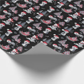 Pinguine in Weihnachtsmannmützen Winterszene Schwa Geschenkpapier (Ecke)