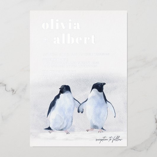 Pinguine Silver Winter Elegante Moderne Hochzeit Folieneinladung (Vorderseite)