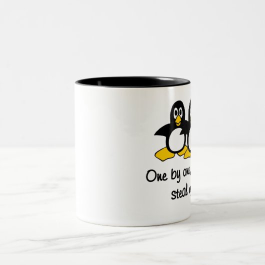 Pinguine stehlen meine Vernunft Zweifarbige Tasse (Mittel)