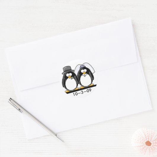 Pinguine Wedding Runder Aufkleber (Umschlag)