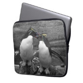 Pinguinfarbexplosion Laptopschutzhülle (Vorderseite Links)
