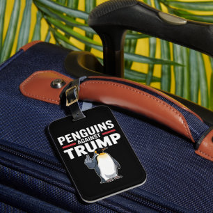 Pinguinflossen hoch Widerstehen Pinguine gegen Tru Gepäckanhänger
