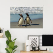 Pinguinpaare am Strand Poster (Heimbüro)