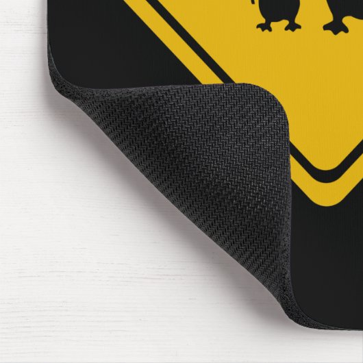 Pinguinstraßenschild Mousepad (Ecke)