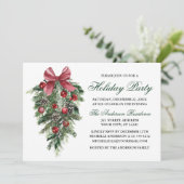 Pinien Berries Bow Green Holiday Party Einladung (Stehend Vorderseite)
