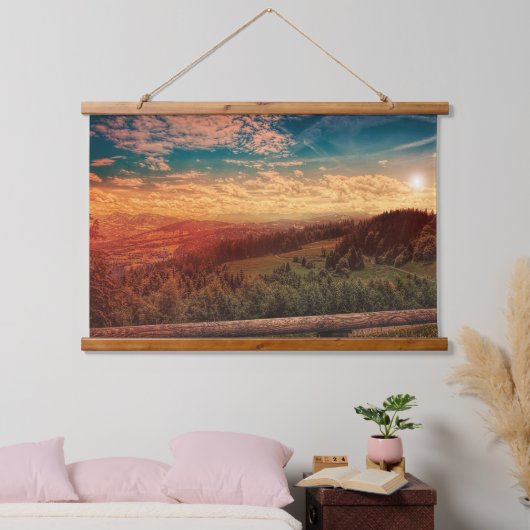 Pinienbäume unter blauem Himmel während der golden Wandteppich Mit Holzrahmen (Schlafzimmer)