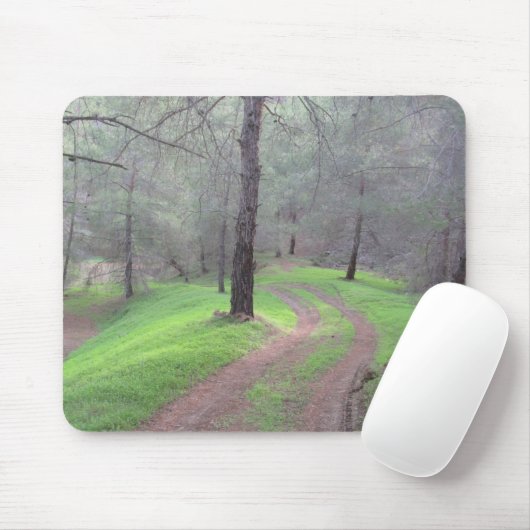 Pinienwaldstraße Mousepad (Mit Mouse)