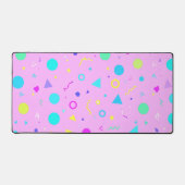 Pink 80s Memphis Geometric Pattern Schreibtischunterlage (Vorderseite)