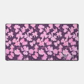 Pink Akrylic Paint Blume Petals Schreibtischunterlage (Vorderseite)