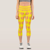 Pink Alien Faces Capri Leggings (Vorderseite)