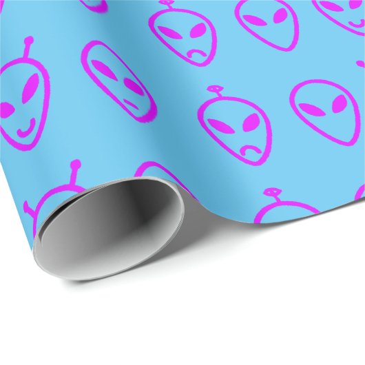 Pink Alien Faces Geschenkpapier (Rolleneckpunkt)