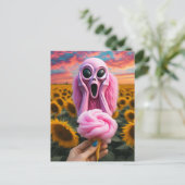 Pink Alien Screams in Van Gogh Sonnenblumenfeld Postkarte (Stehend Vorderseite)
