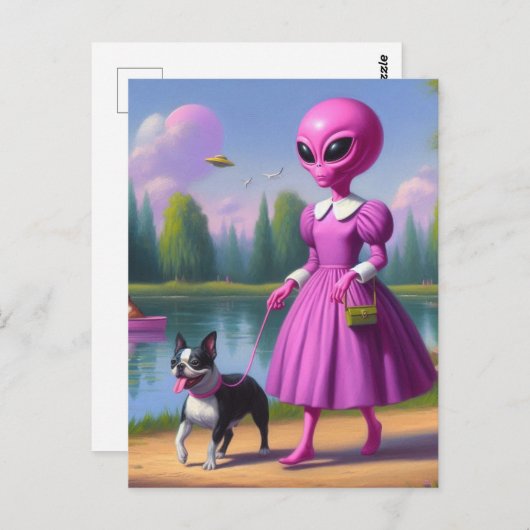 Pink Alien Walking your Boston Terrier Postkarte (Vorne/Hinten)