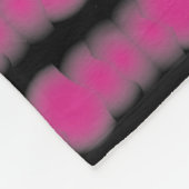 Pink and black tie dye fleecedecke (Ecke)