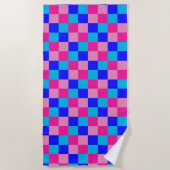 Pink and Blue Checkered Print Strandtuch (Vorderseite)