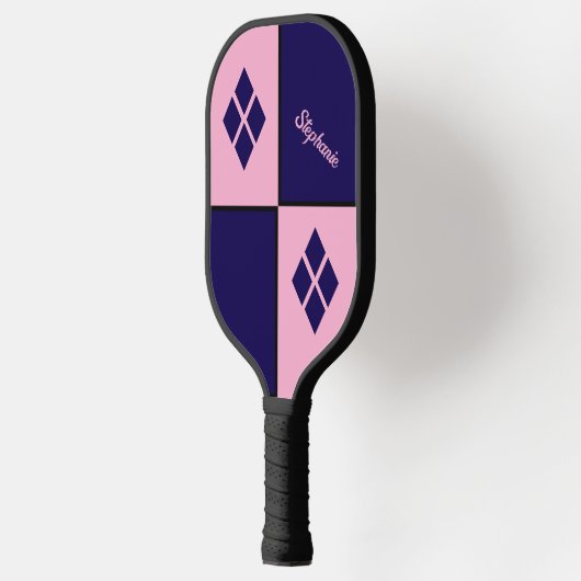 Pink and Blue Diamonds | Custom Modern Geometric Pickleball Schläger (Links)
