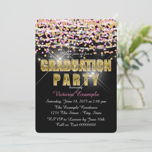 Pink and Gold Confetti Glitzer Graduation Party Einladung (Stehend Vorderseite)
