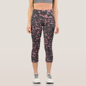 pink and gray camo abstract capri leggings (Vorderseite)