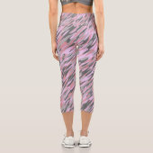 pink and gray green camo abstract capri leggings (Rückseite)