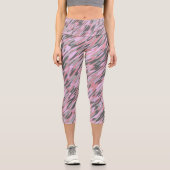 pink and gray green camo abstract capri leggings (Vorderseite)