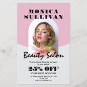 Pink and light gray minimalist beauty salon flyer (Vorne)