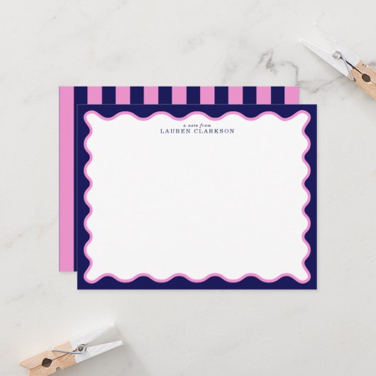 Pink and Navy Wavy Frame Note Card with Striped Ba Einladung (Vorderseite/Rückseite Beispiel)