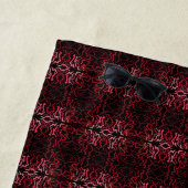 Pink And Red Dots And Squiggles Pattern On Black Strandtuch (Beispiel)