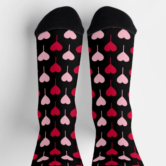 Pink and Red Hearts Pattern Black Socks Socken (Oben)