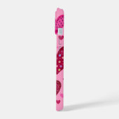 Pink and Red Patterned Hearts iPhone 15 Hülle (Linke Seite)