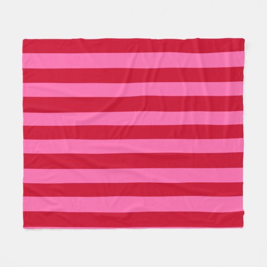 Pink and Red Peppermint Stripes Fleecedecke (Vorderseite (Horizontal))