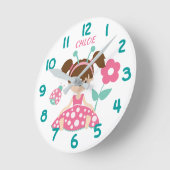 Pink and Teal Ladybug Girl Runde Wanduhr (Winkel)