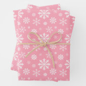 Pink And White Winter Snowflakes Pattern Geschenkpapier Set (Beispiel)