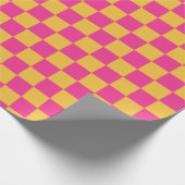 Pink and Yellow Checkerboard Geschenkpapier (Ecke)